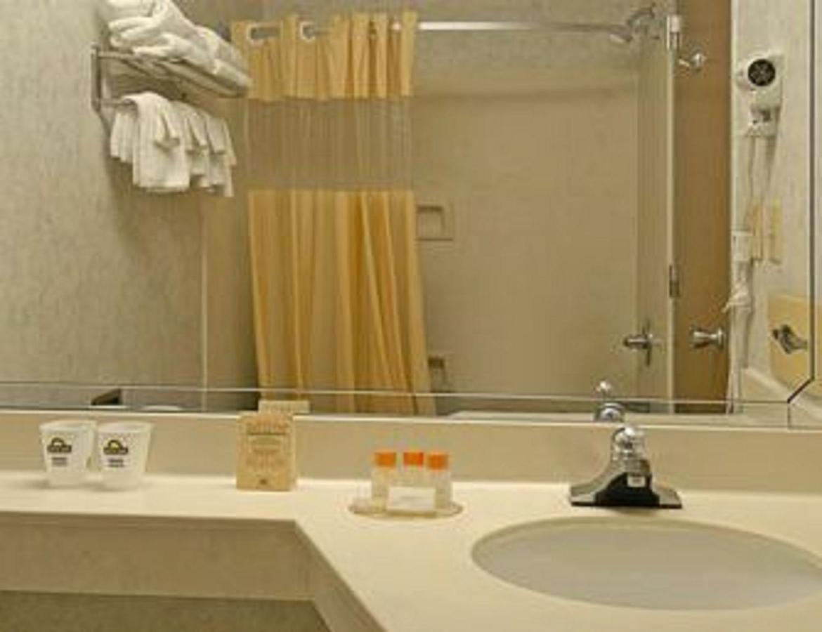 Days Inn & Suites By Wyndham Lexington Oda fotoğraf