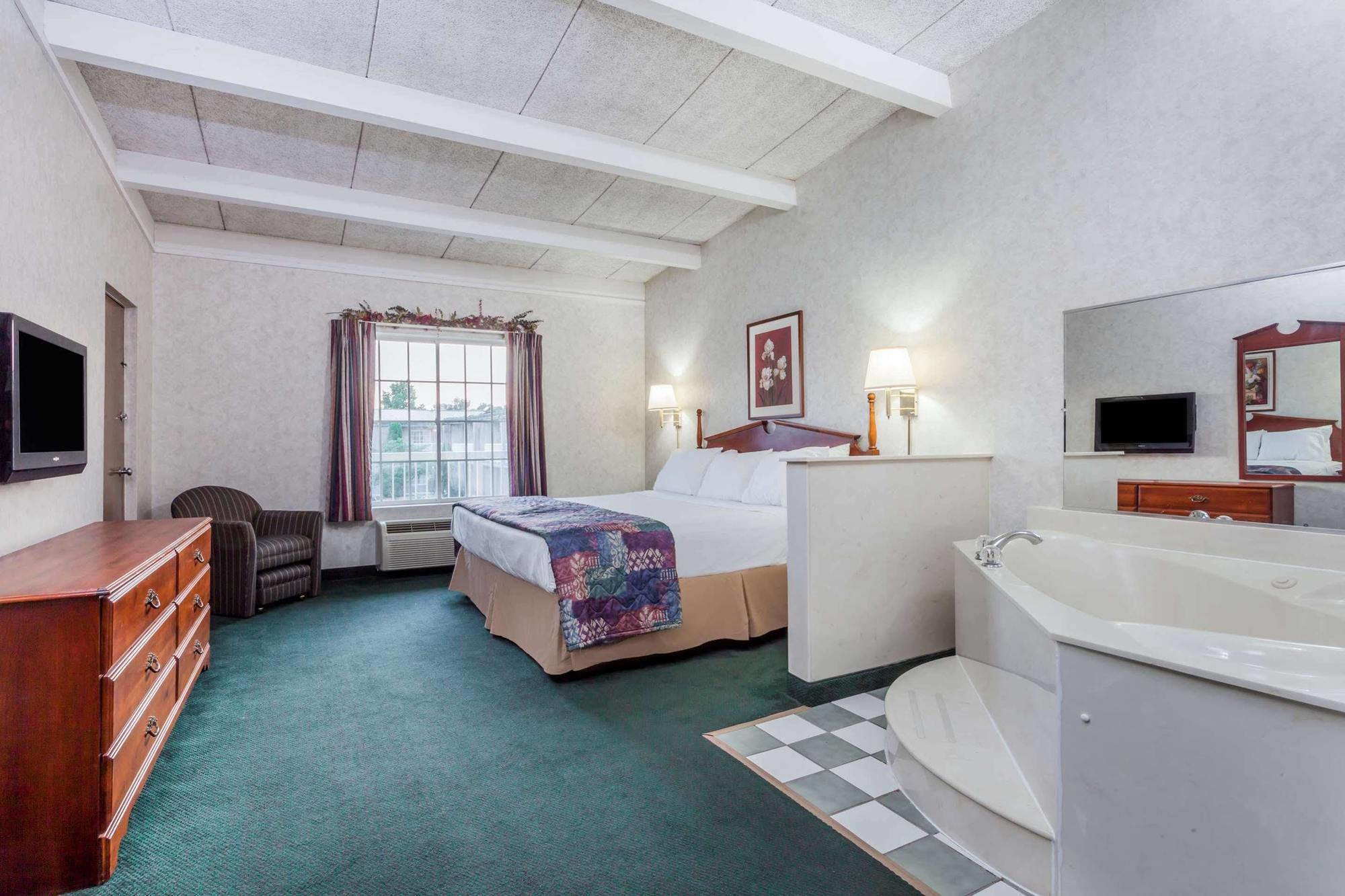 Days Inn & Suites By Wyndham Lexington Dış mekan fotoğraf